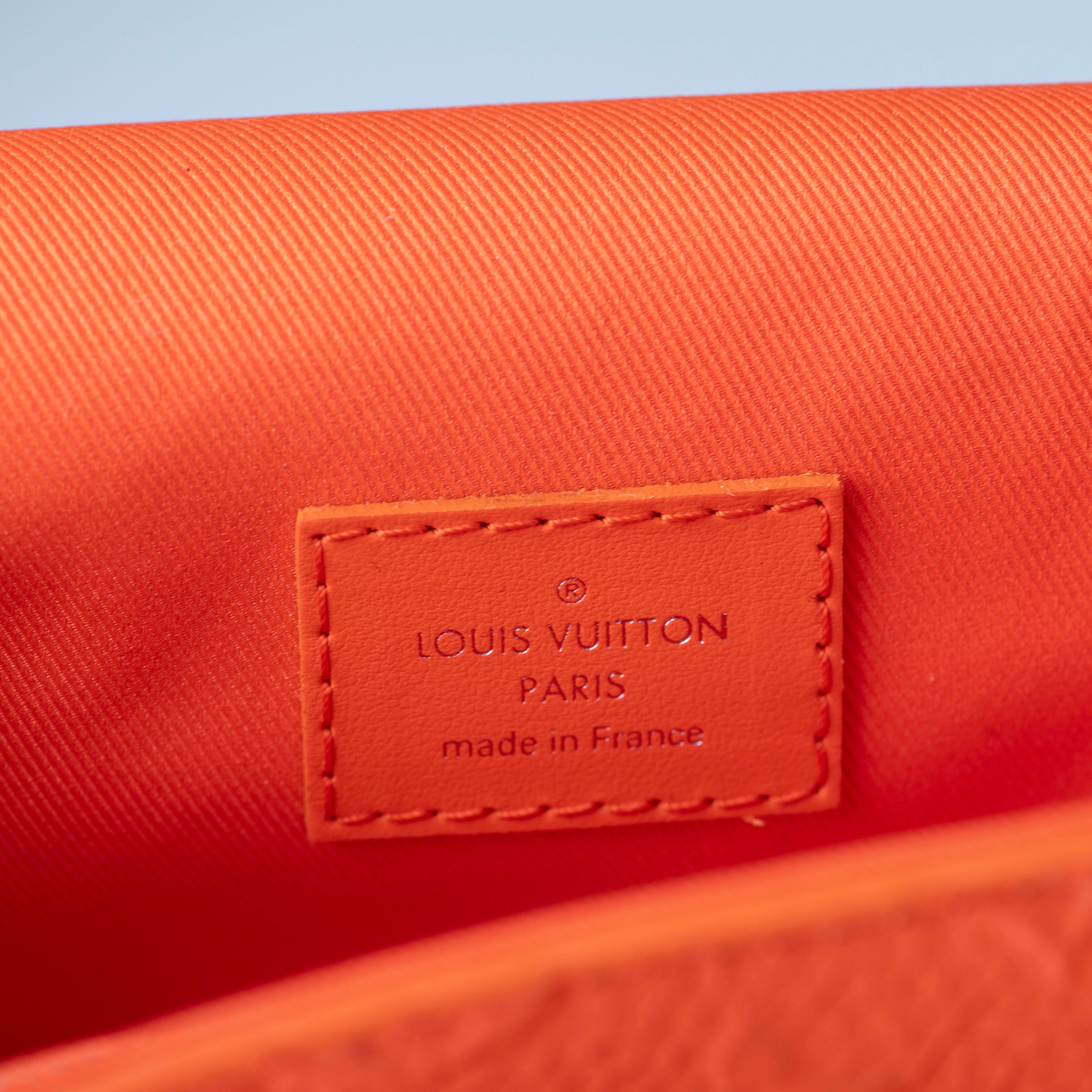 BAIN À VAPEUR ORANGE LOUIS VUITTON